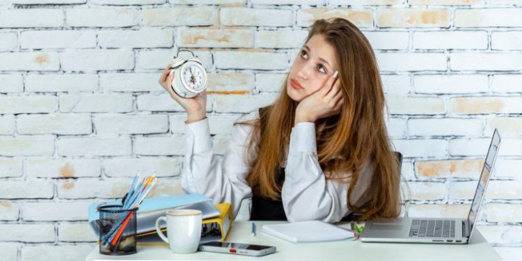 9,4% от италианските служители работят по 50 часа на седмица 1 9,4% от италианските служители работят по 50 часа на седмица