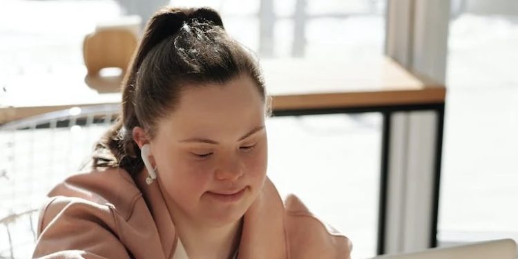Турска фондация увеличава заетостта на лица със синдром на Даун 1 Турция е една от страните, която предлага работа за лица със синдром на Даун