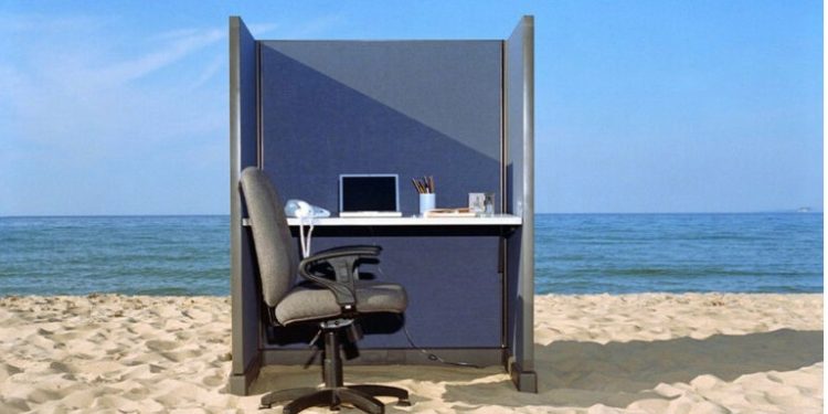 Хибридният модел на работа се отразява най-добре върху начина на живот, сочи проучване 1 Служителите, които работят хибридно са по-здрави и по-щастливи