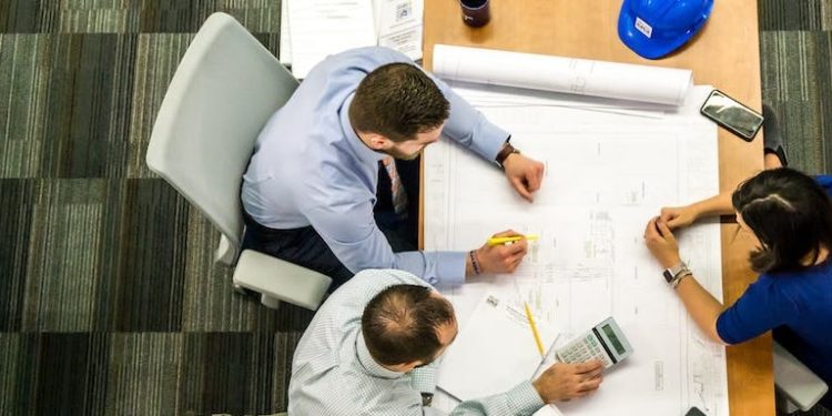 Ролята на човешките ресурси в подкрепа на психичното здраве и благополучие на служителите 1 Ролята на човешките ресурси в подкрепа на психичното здраве и благополучие на служителите